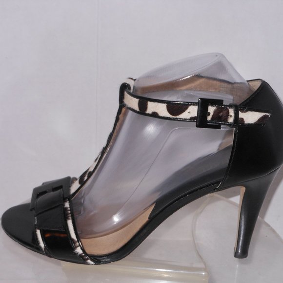 MICHAEL KORS BLACK AND WHITE SHOES SIZE 9.5 MEDIUM - Picture 7 of 8